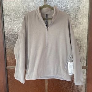 Lululemon Oversized-Git Fleece Half Zip size Large New with tags. Gray